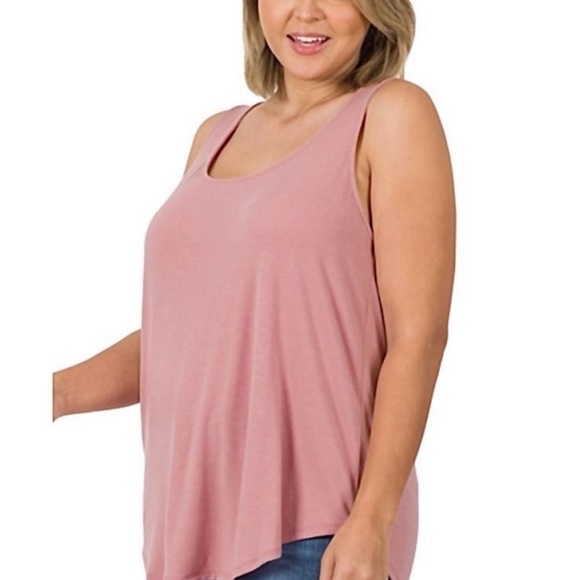 ZENANA
Sleeveless V-neck Hi-Low Hem Tank Top - Picture 8 of 12